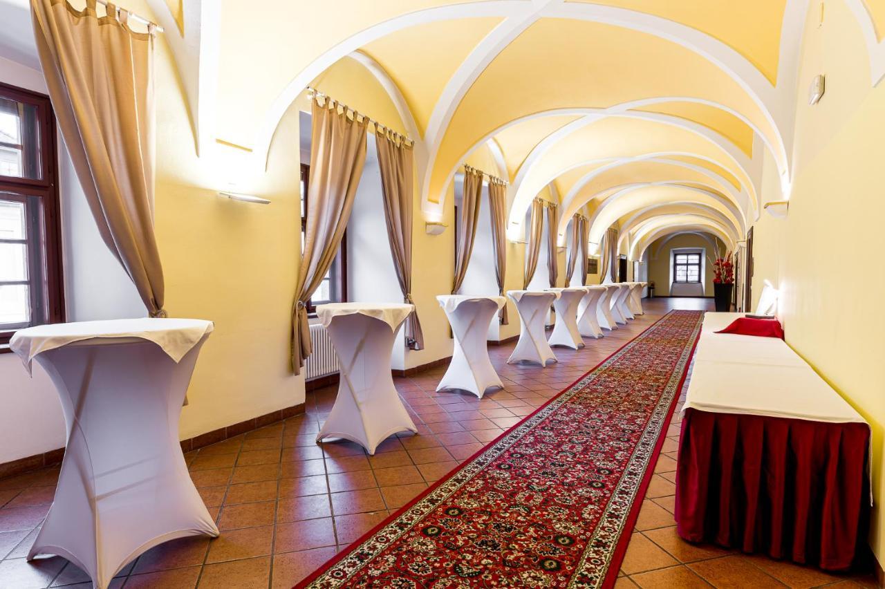 Nové Adalbertinum Hradec Králové Exterior foto