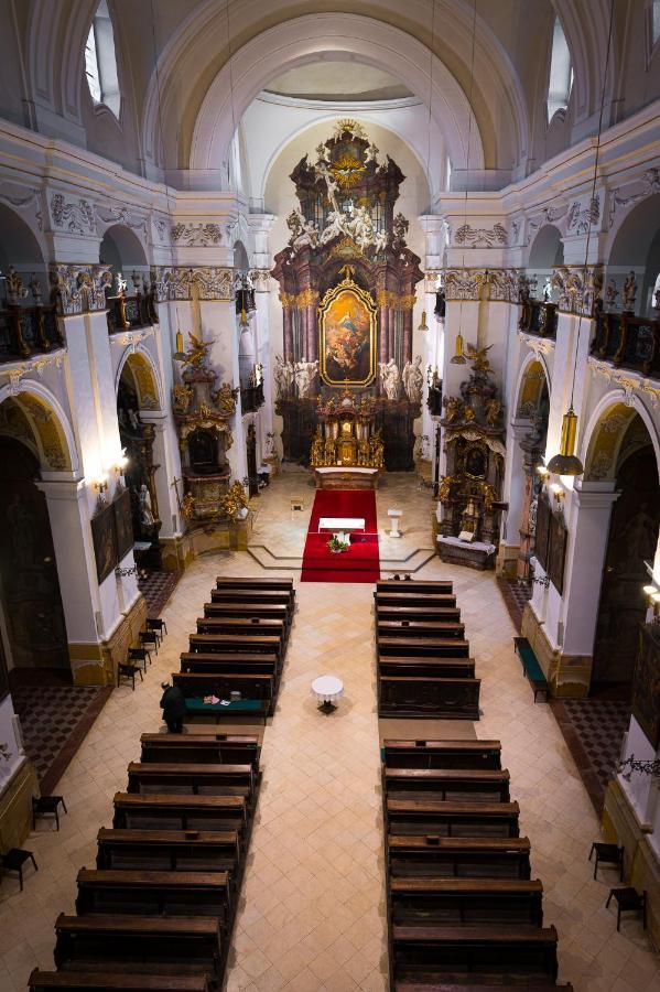 Nové Adalbertinum Hradec Králové Exterior foto
